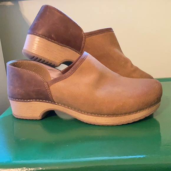 dansko brenna tan